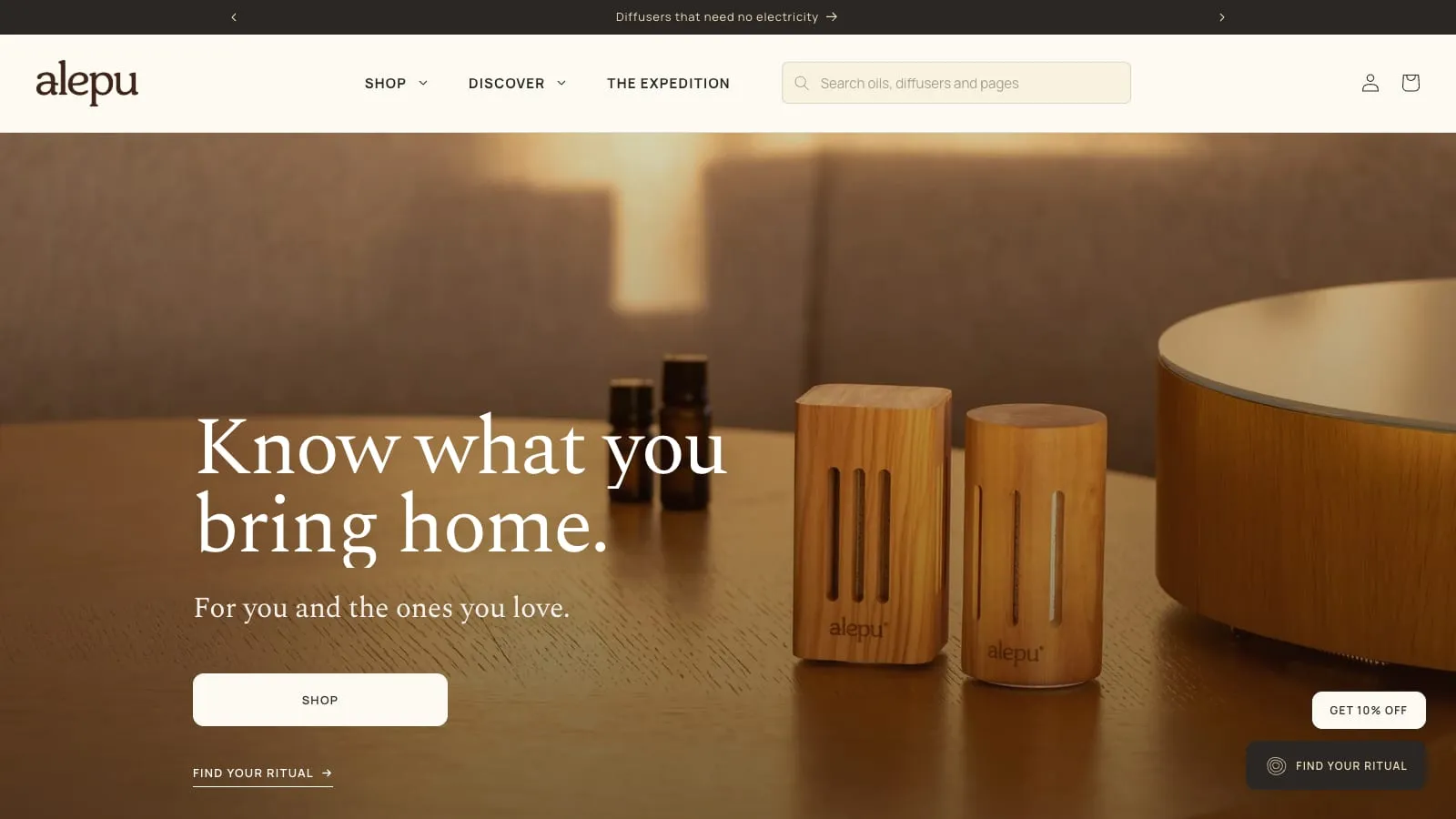 Alepu's homepage: two wooden diffusers on a table under the headline “Know what you bring home.”